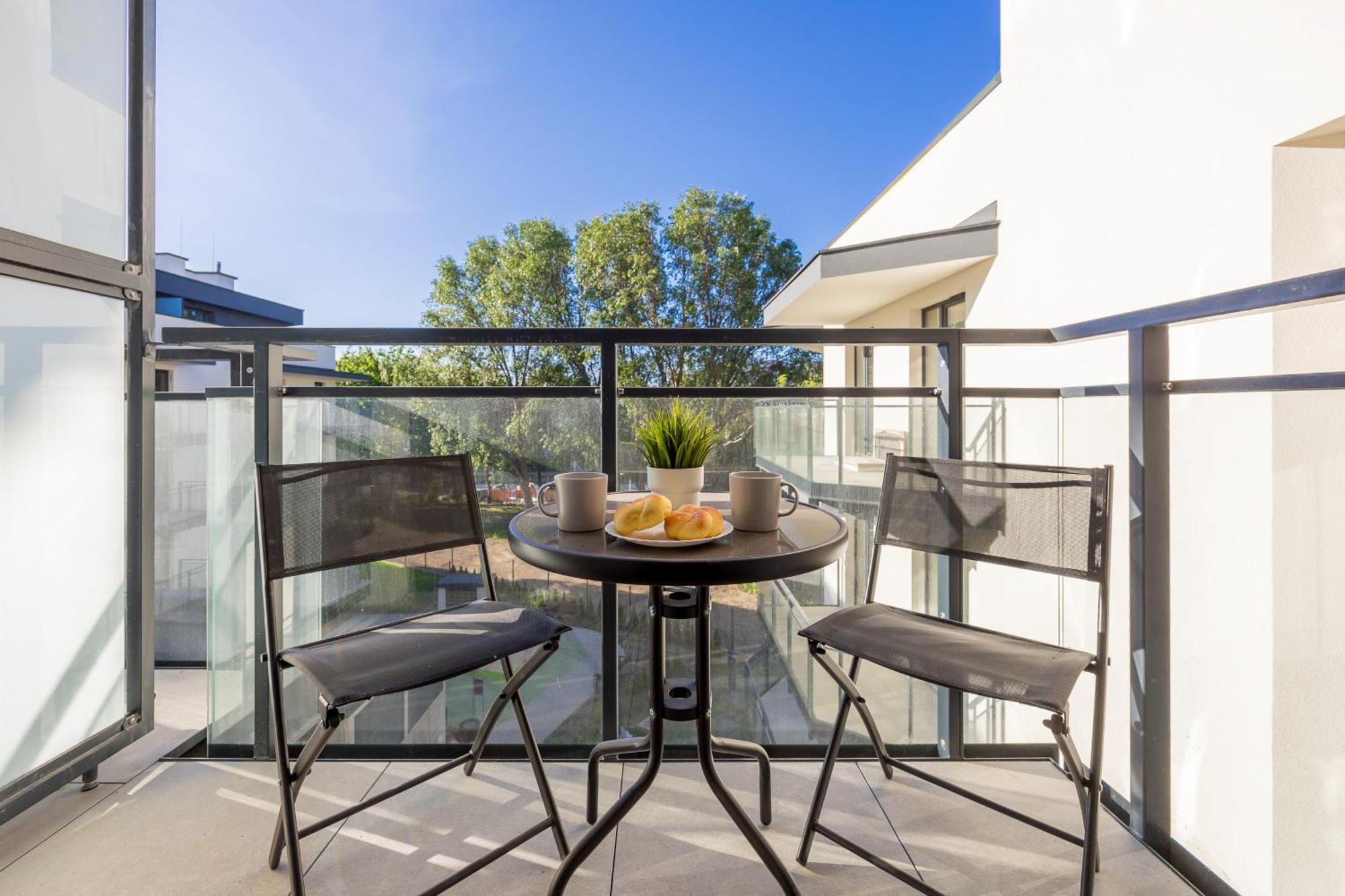 Cozy Zupnicza With Parking By Renters Apartament Warszawa
