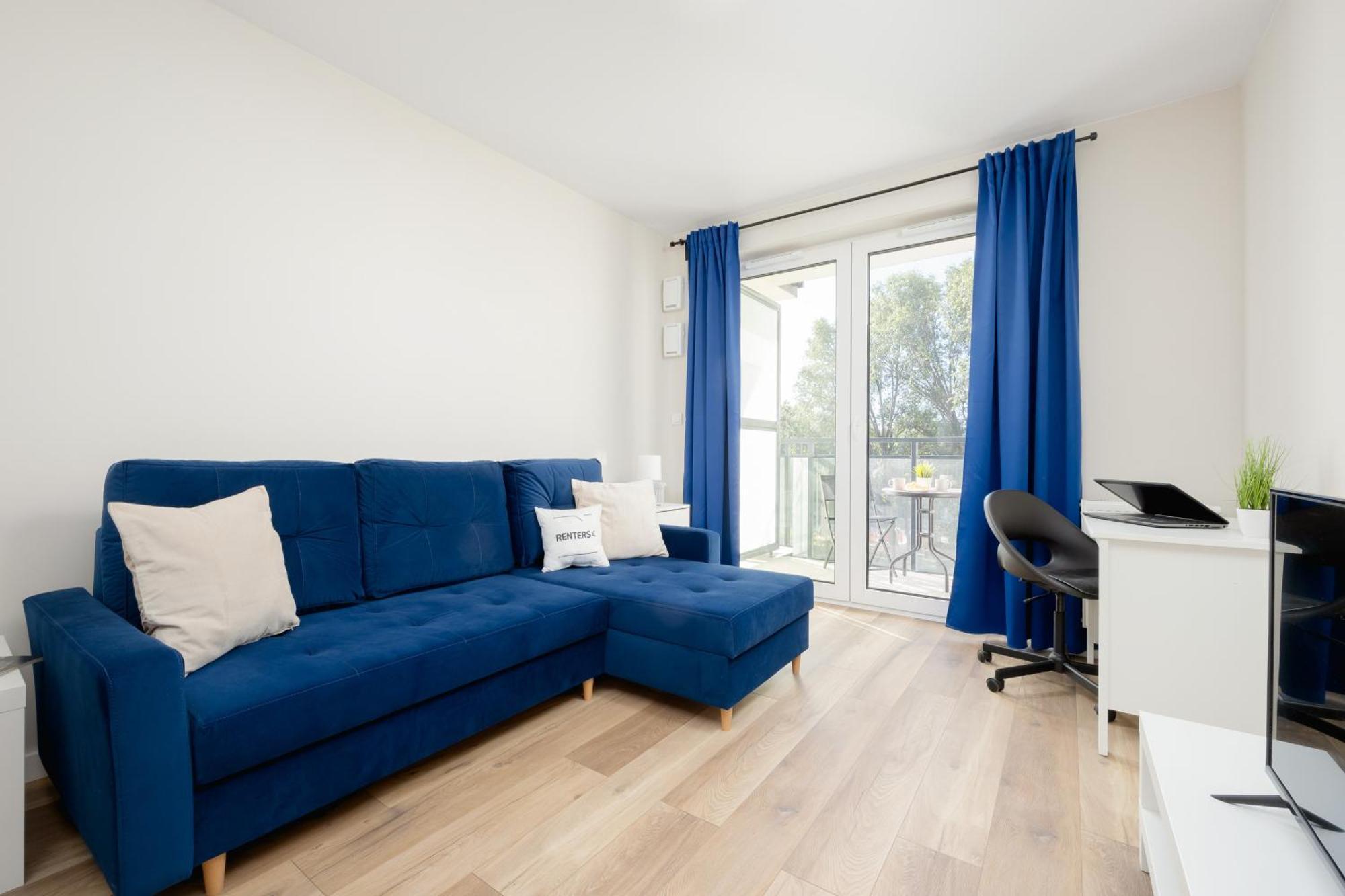 Cozy Zupnicza With Parking By Renters * Warszawa